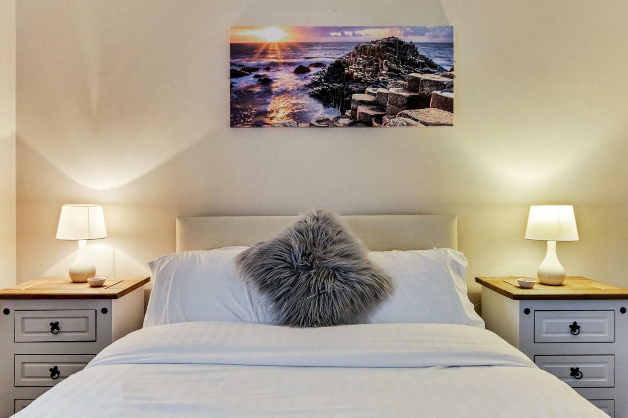 The Ship'S Key Aparthotel Londonderry Exterior photo